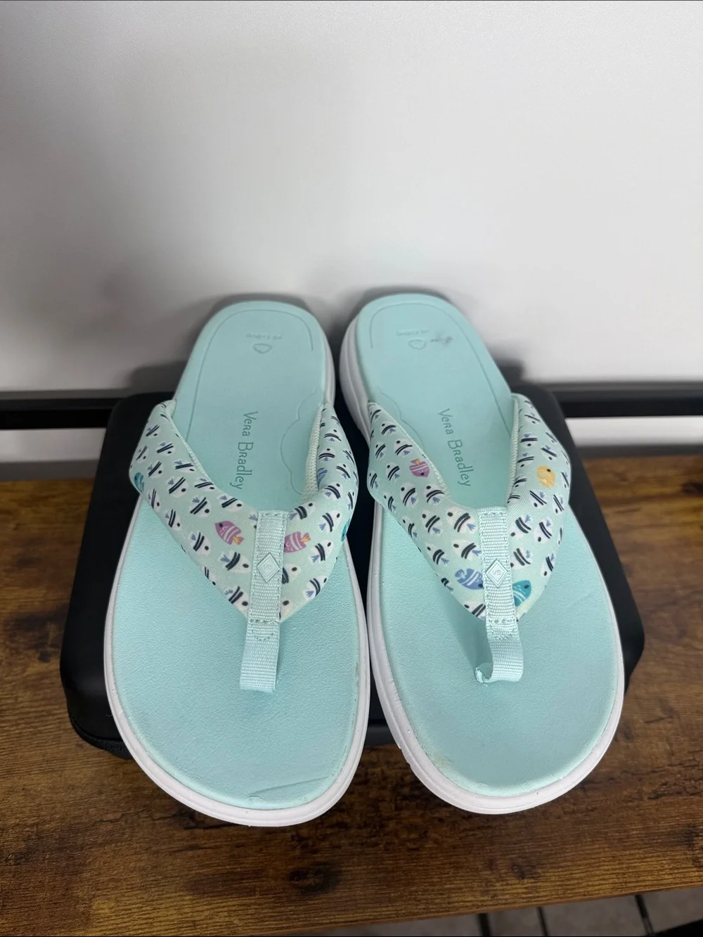 Vera Bradley Light Blue Fish Printed Flip-Flop Sandals Size 10